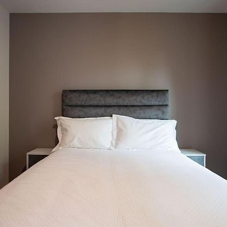 Stunning 2Br Next To The City Airport Bhd - Free Parking เบลฟาสต์ ภายนอก รูปภาพ